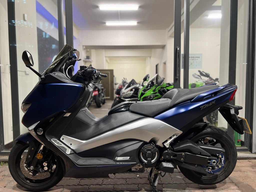 2017 YAMAHA TMAX DX 530