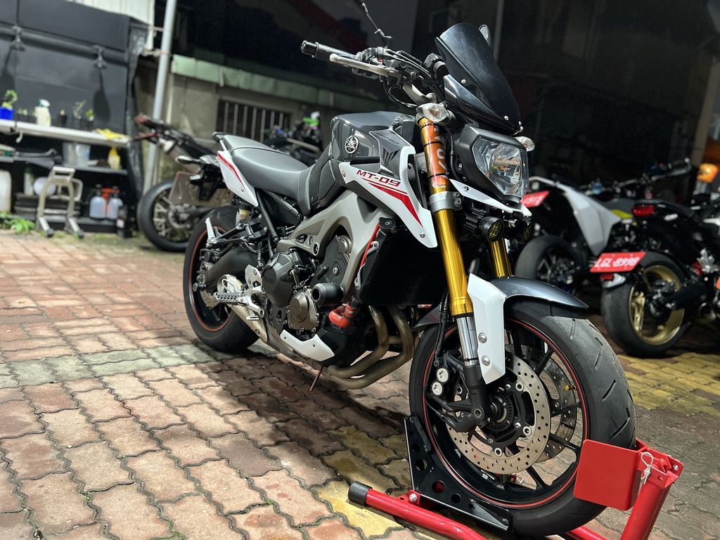 2014 YAMAHA MT-09 LARLY ABS