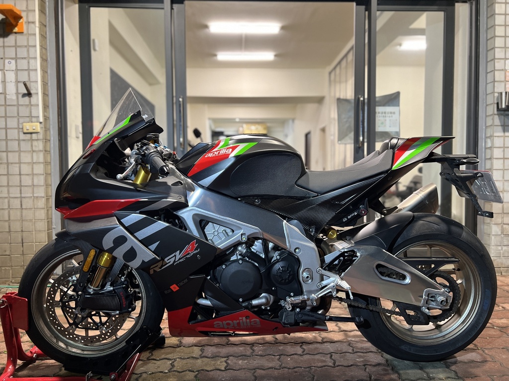 2019 APRILIA RSV4 1100 FACTORY 總代理