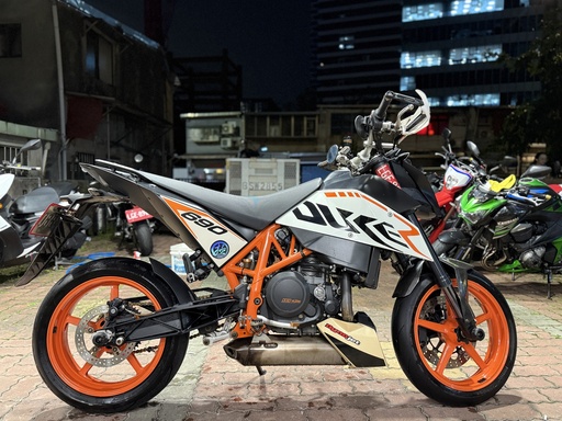 [LGE-9880] 2010 KTM 690 Duke R